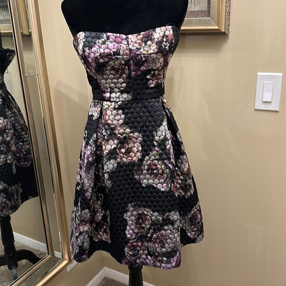 Black Halo short cocktail dress